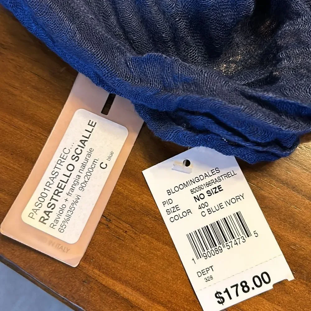 Gay or Bongard Bloomingdale’s Scarf with Fringes NWT ivory blue